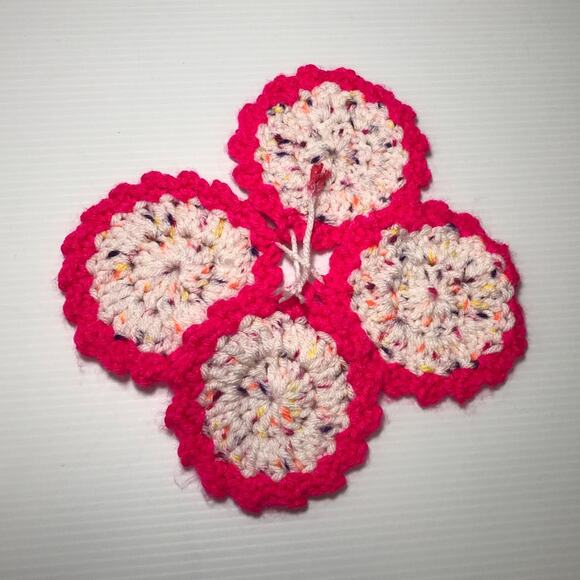 NWT Multicolor Handmade Crocheted Facial Scrubbies by Dawny Set of 4 - Picture 1 of 3